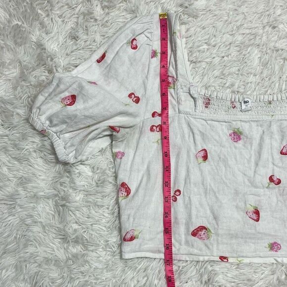 BP Puff Sleeve Crop Top in Tossed Berrries Medium - Picture 14 of 16